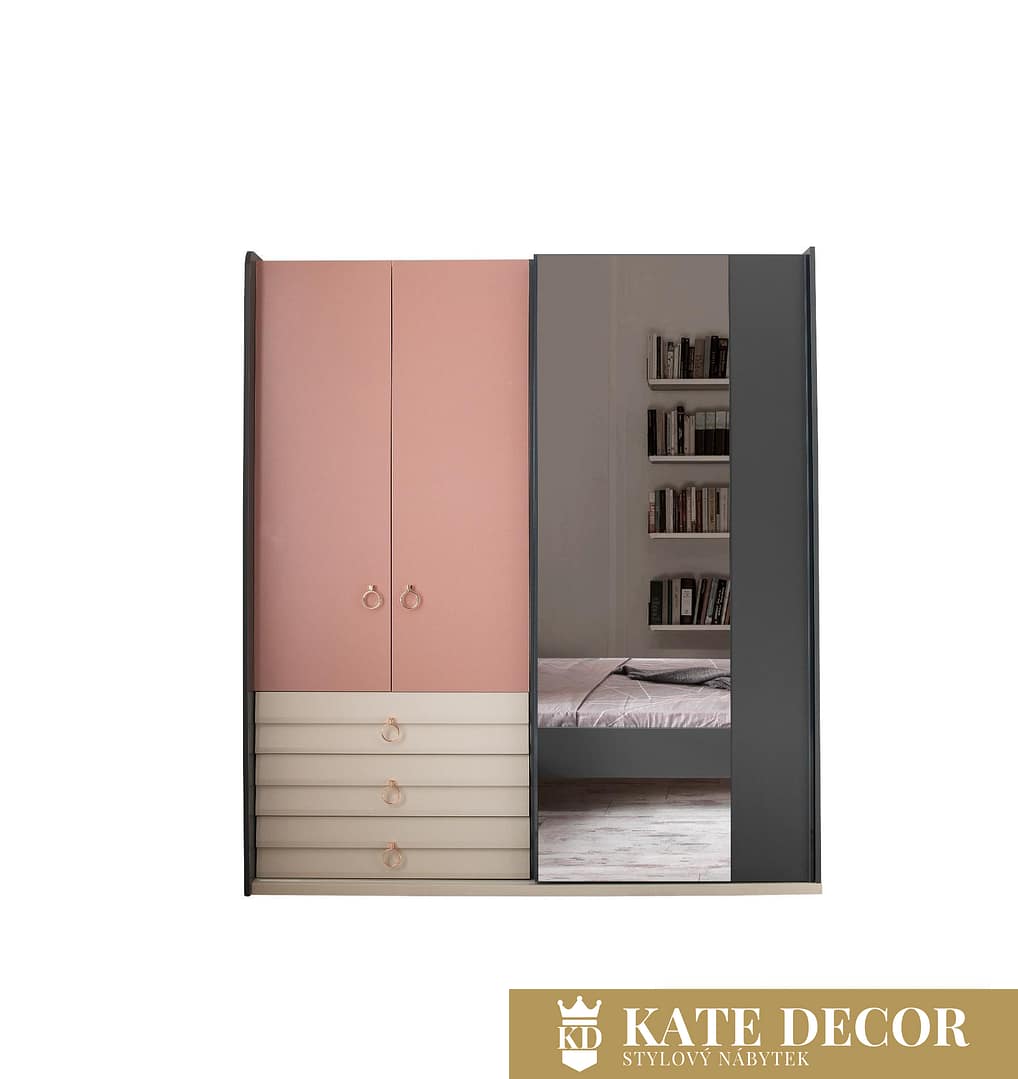 Setra Dekupe 01 Wardrobe Front View