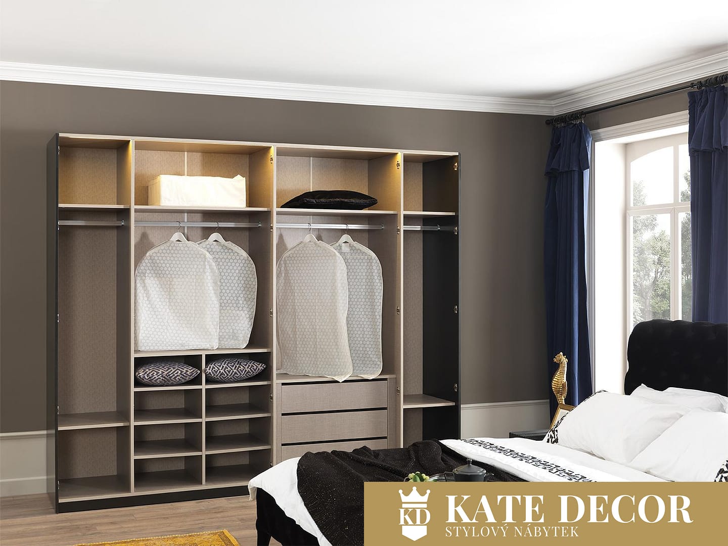 senfoni-siyah-gardirop