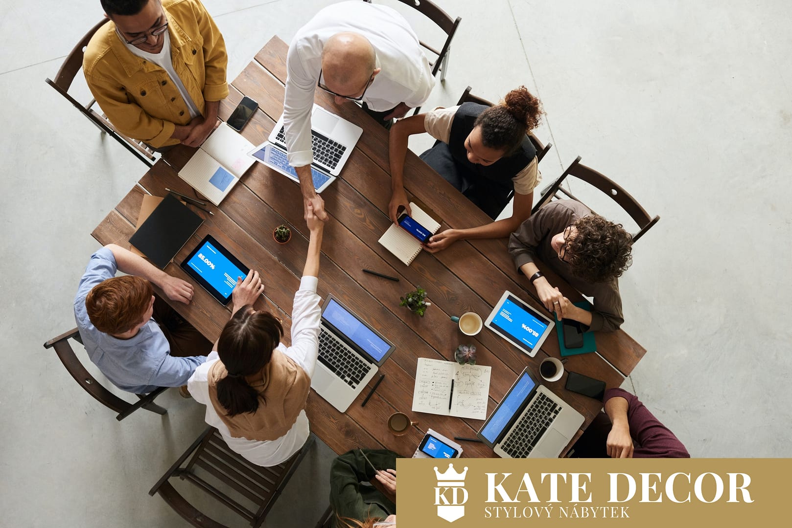 pexels-fauxels-3183197