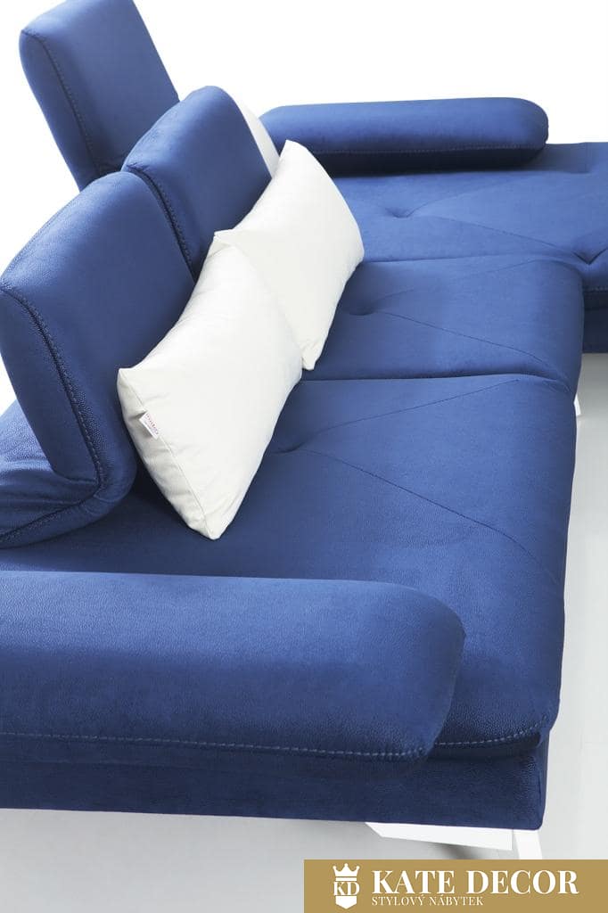 0L6A_9009-copy-682x1024