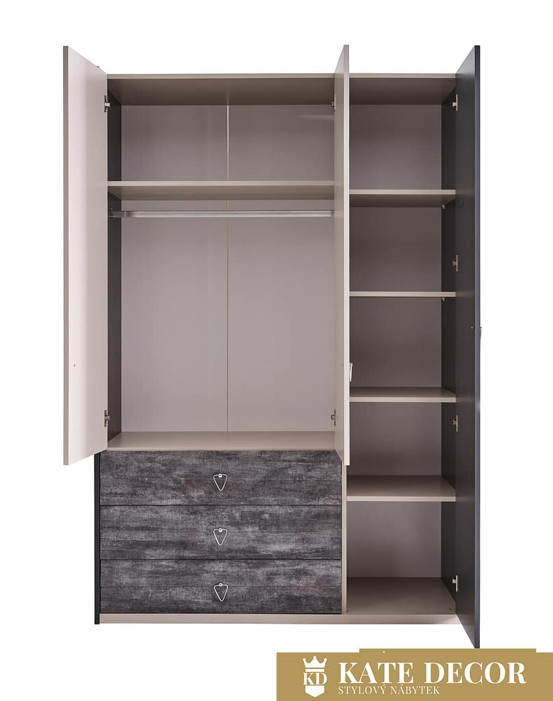 Delta Dekupe 06 3 Doors Wardrobe Inside View