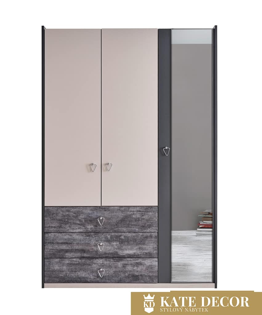 Delta Dekupe 05 3 Doors Wardrobe Front View