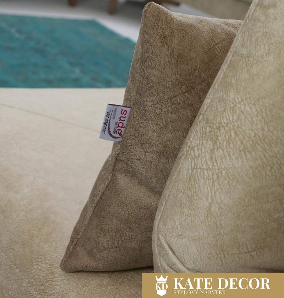 IMG_6524-copy-975x1024